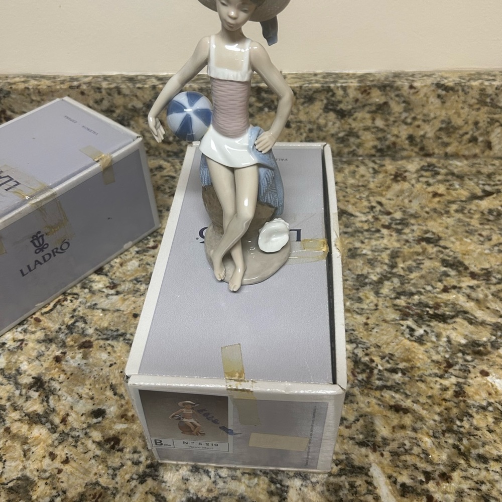 Vintage Lladro 5.219- Verano Enfantil